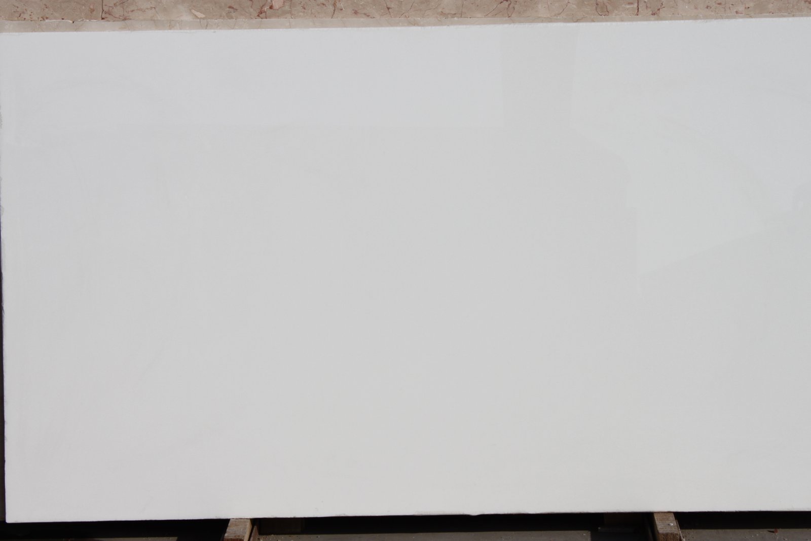 Crystalized Glass White